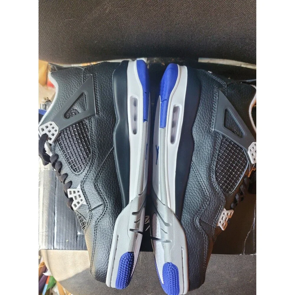 Jordan 4 Retro Alternate Motorsport. Size 9.5